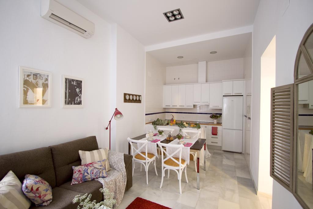 Apartamentos Plaza Pilatos Sevilla Exteriör bild